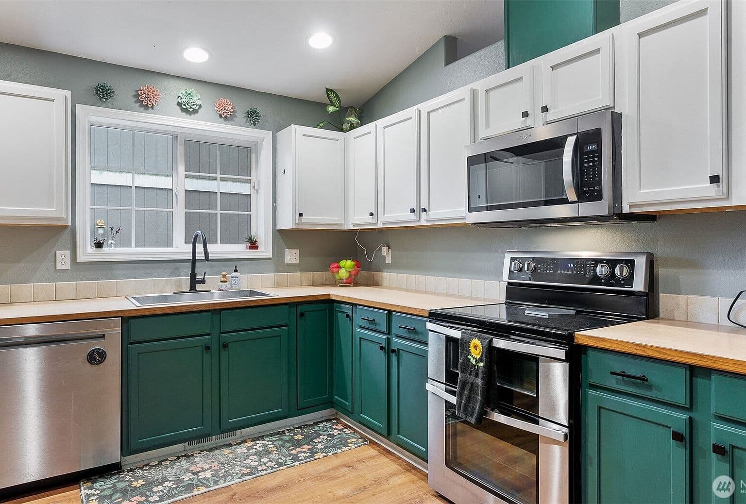 19721 47th Ave NE Arlington — additional interior view